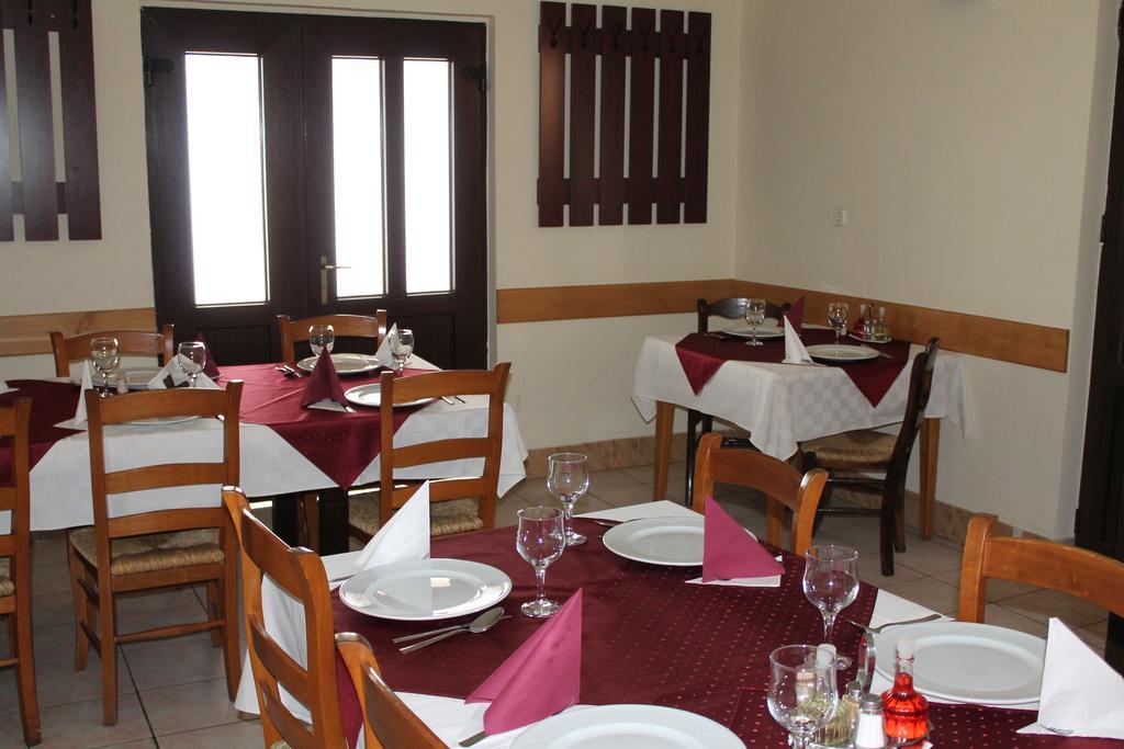 Pension Tip-Top Targu Mures Ngoại thất bức ảnh