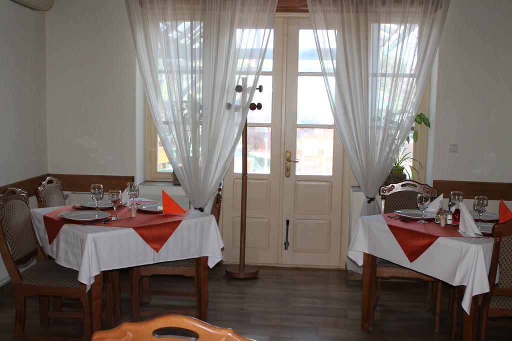 Pension Tip-Top Targu Mures Ngoại thất bức ảnh